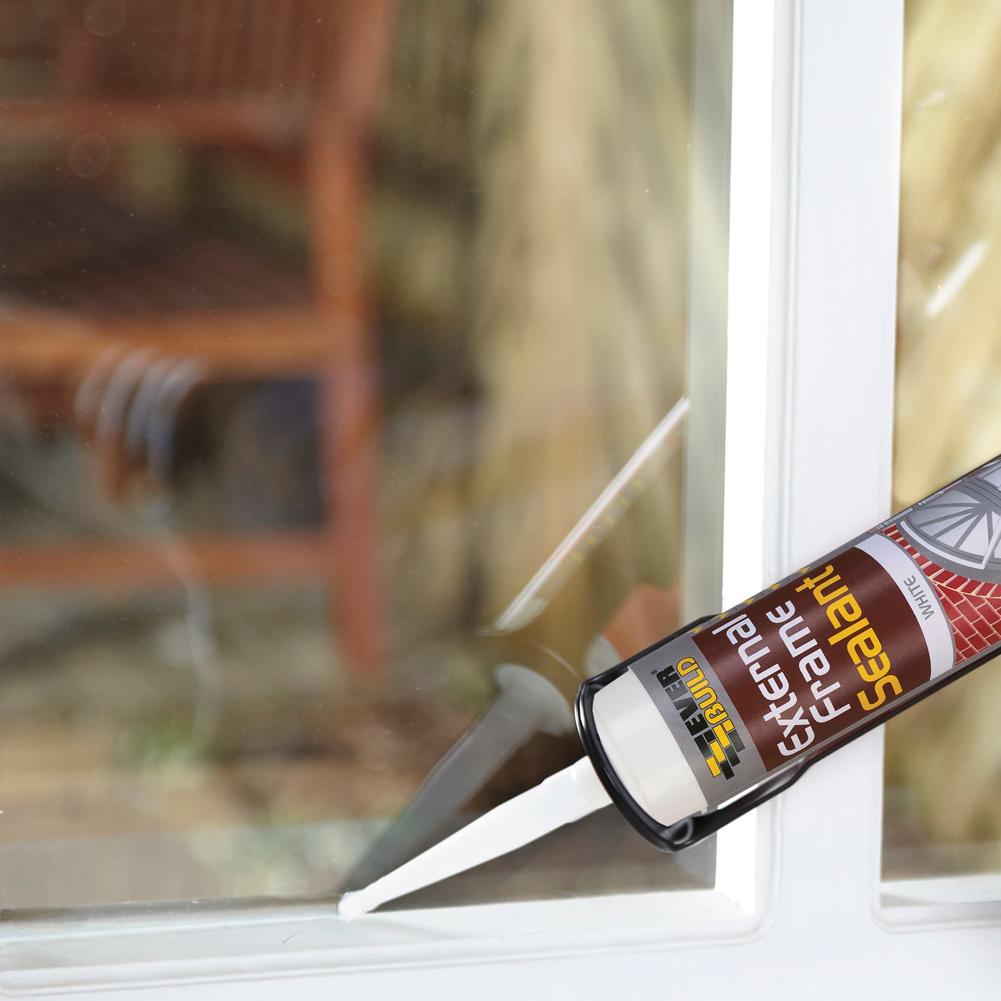everbuild external frame sealant white 290ml tube window pane frame glass